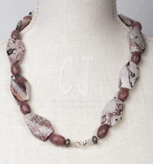 Dolomitian Marble with large crystal nugget by Christina Jarmolinski Dolomitian Marble with large crystal nugget by Christina Jarmolinski