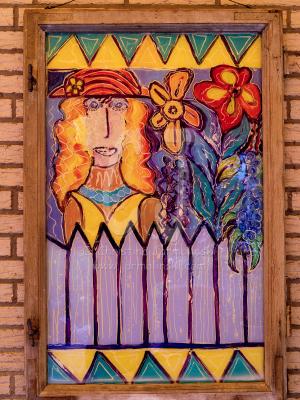 Uschi's-Garden-Girl-with-Hat-on-Glass by Christina Jarmolinski