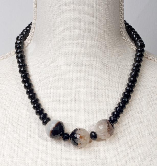 Black and White Agate Sophistication -  Chocker by Christina Jarmolinski